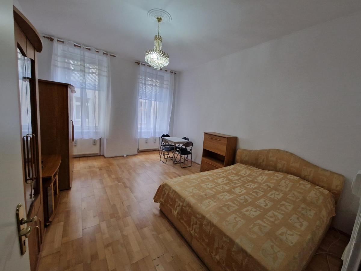Central City Apartment Вена Экстерьер фото
